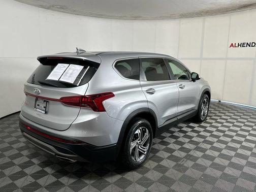 2021 Hyundai SANTA FE SE