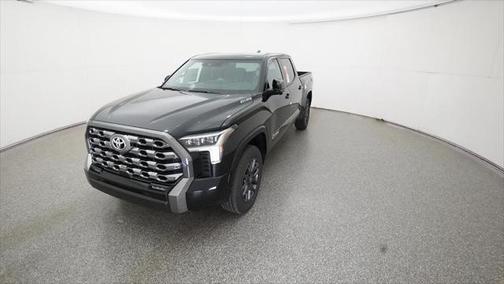 2025 Toyota Tundra Hybrid Platinum