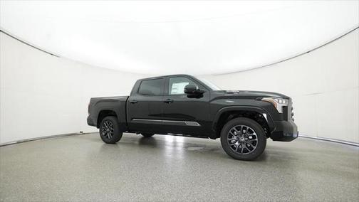 2025 Toyota Tundra Hybrid Platinum