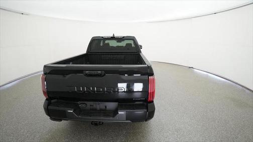 2025 Toyota Tundra Hybrid Platinum