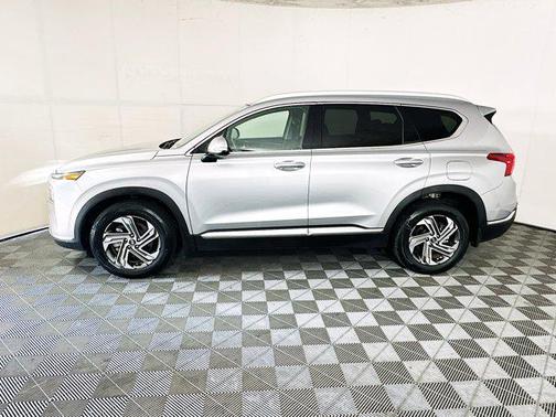 Shimmering Silver 2022 Hyundai SANTA FE SEL 2.4