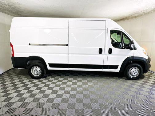 2025 RAM ProMaster 2500 Tradesman