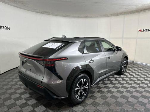 2024 Toyota bZ4X XLE