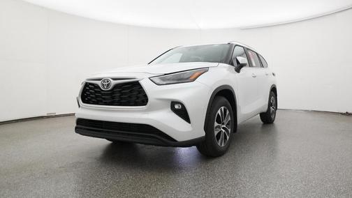 2026 Toyota Highlander XLE