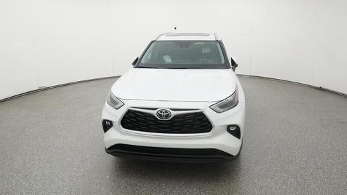 2026 Toyota Highlander XLE