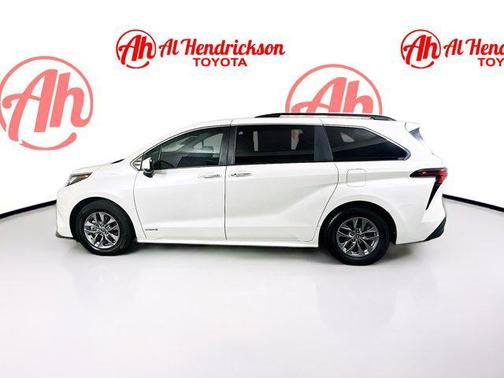 2021 Toyota Sienna XLE 7 Passenger