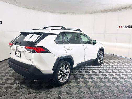 2021 Toyota RAV4 XLE Premium