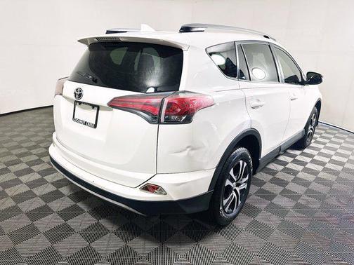 Super White 2017 Toyota RAV4 LE