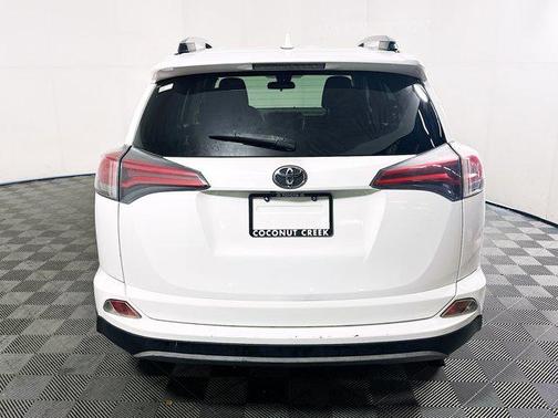 Super White 2017 Toyota RAV4 LE