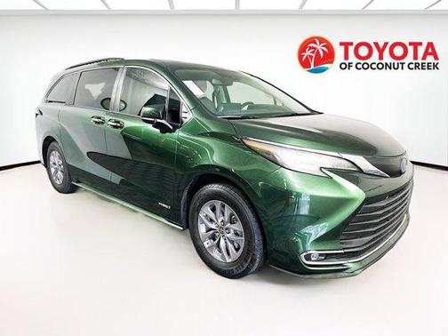 2021 Toyota Sienna XLE 7 Passenger