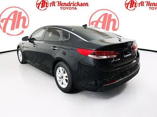 2017 Kia Optima LX