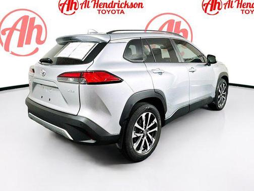 2022 Toyota Corolla Cross XLE