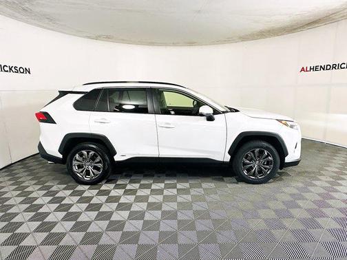 2024 Toyota RAV4 Hybrid XLE Premium