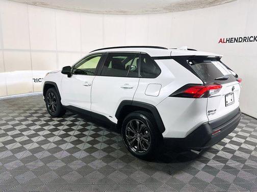 2024 Toyota RAV4 Hybrid XLE Premium