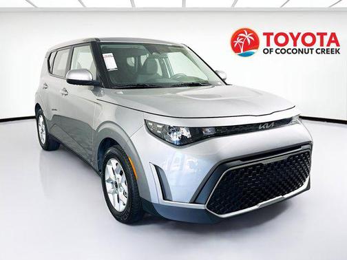 Steel Gray 2024 Kia Soul LX