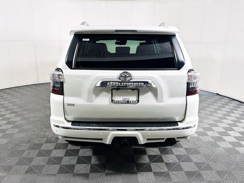Blizzard Pearl 2023 Toyota 4Runner Limited