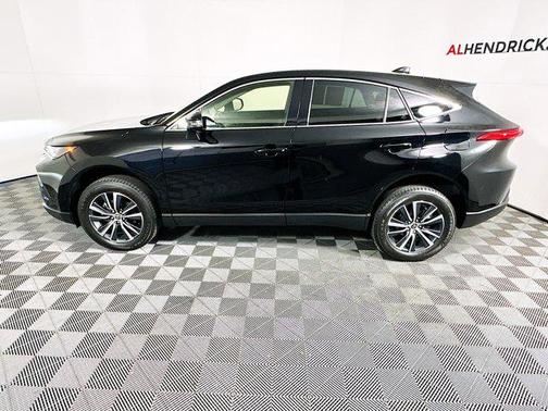 2022 Toyota Venza LE