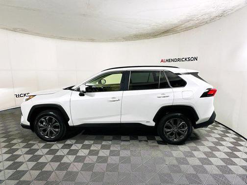 2024 Toyota RAV4 Hybrid XLE Premium