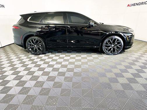 2025 Toyota Crown Signia Limited