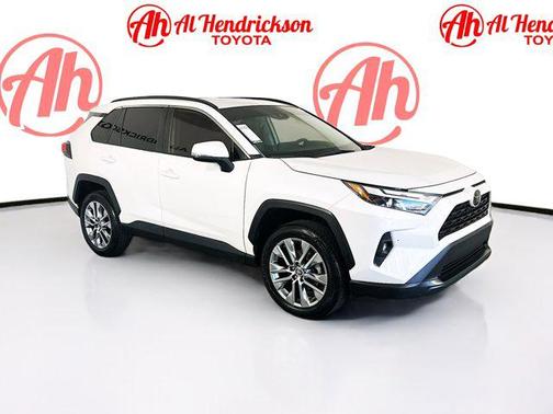 2022 Toyota RAV4 XLE Premium
