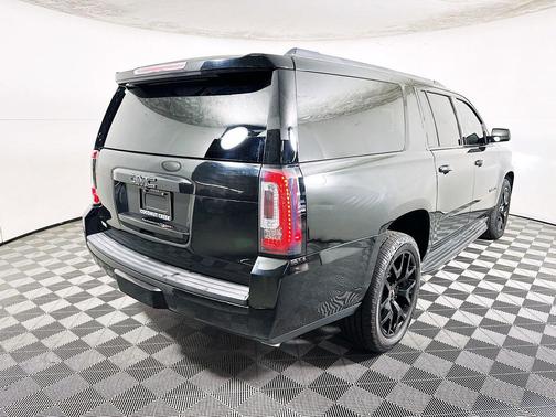 Onyx Black 2015 GMC Yukon SLE