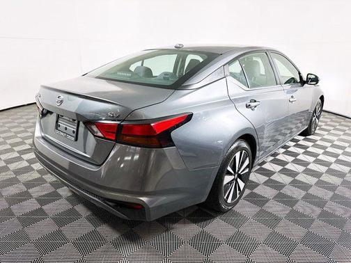 Gun Metallic 2021 Nissan Altima 2.5 SV