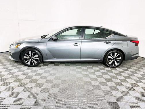 Gun Metallic 2021 Nissan Altima 2.5 SV