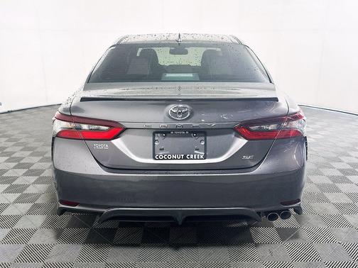 Predawn Gray Mica 2022 Toyota Camry SE