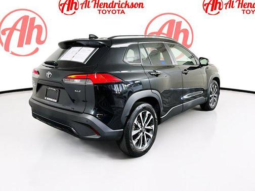 2023 Toyota Corolla Cross XLE