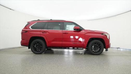 2025 Toyota Sequoia SR5