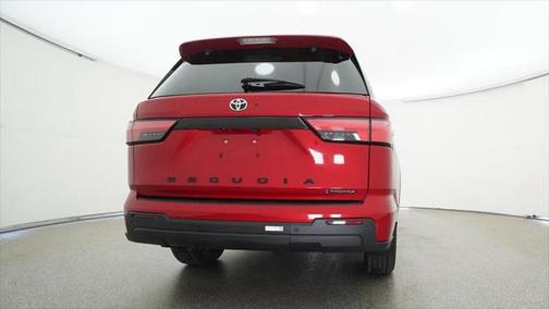 2025 Toyota Sequoia SR5