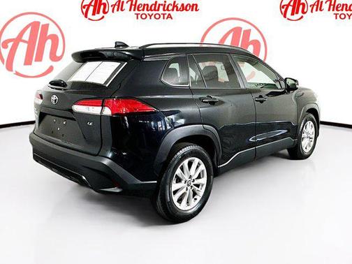 2022 Toyota Corolla Cross LE