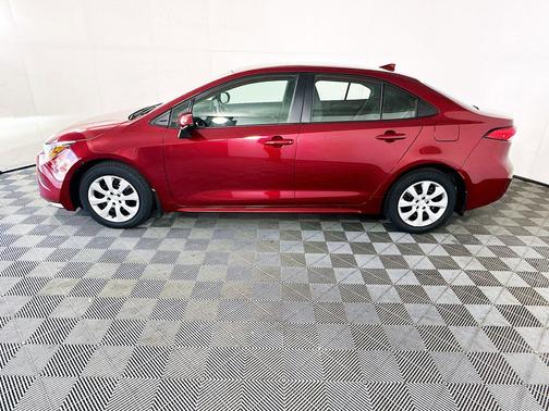 Pearl 2024 Toyota Corolla LE