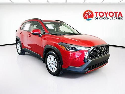 2024 Toyota Corolla Cross LE