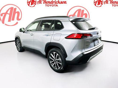 2022 Toyota Corolla Cross XLE