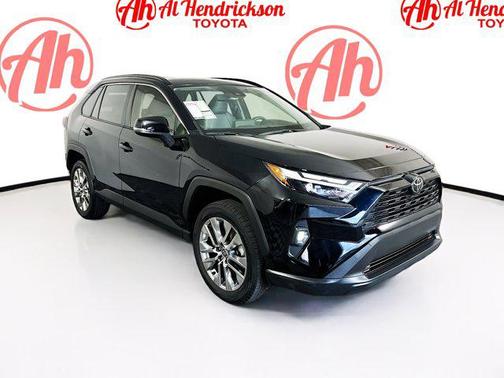 2023 Toyota RAV4 XLE Premium