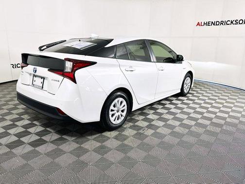 2021 Toyota Prius XLE