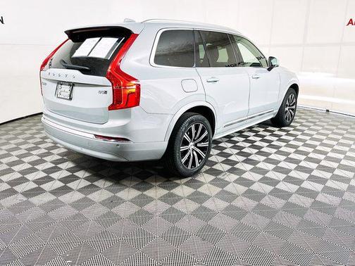 2024 Volvo XC90 B5 Core Bright Theme
