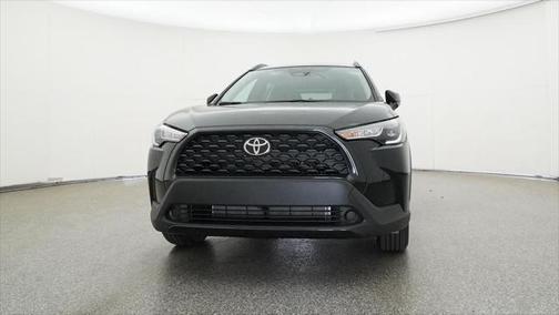 2025 Toyota Corolla Cross LE