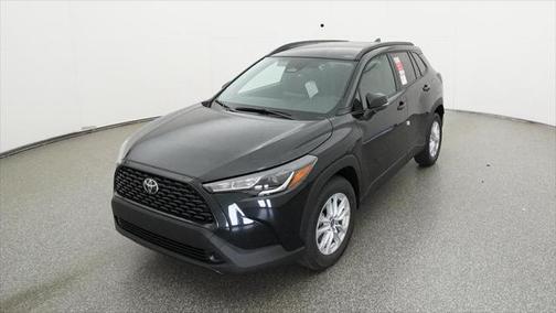 2025 Toyota Corolla Cross LE