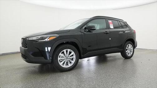 2025 Toyota Corolla Cross LE