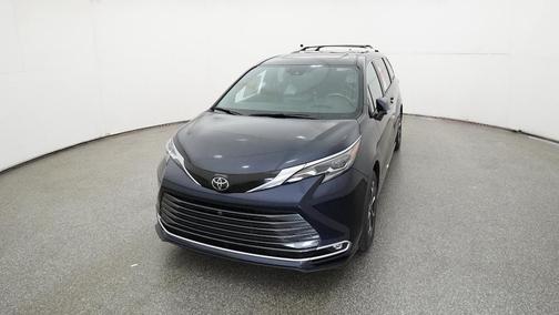 2026 Toyota Sienna Platinum