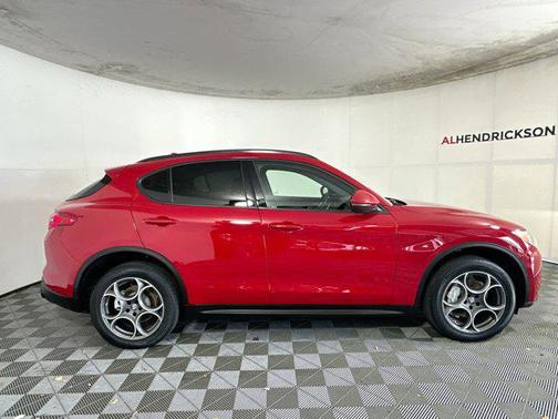 2022 Alfa Romeo Stelvio Sprint