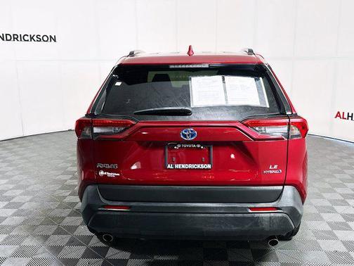 2022 Toyota RAV4 Hybrid SE
