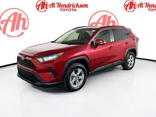 2022 Toyota RAV4 Hybrid SE