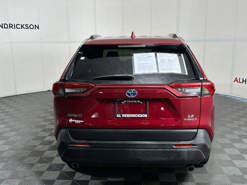 2022 Toyota RAV4 Hybrid SE