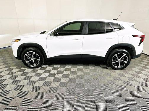 2025 Chevrolet Trax FWD 1RS