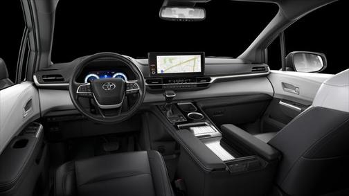 2025 Toyota Sienna XSE 7 Passenger