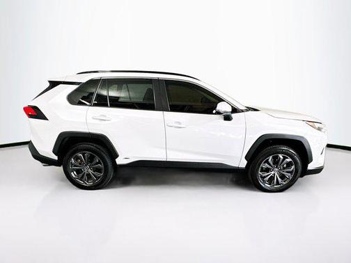 2023 Toyota RAV4 Hybrid XLE Premium