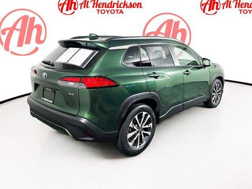 2023 Toyota Corolla Cross XLE